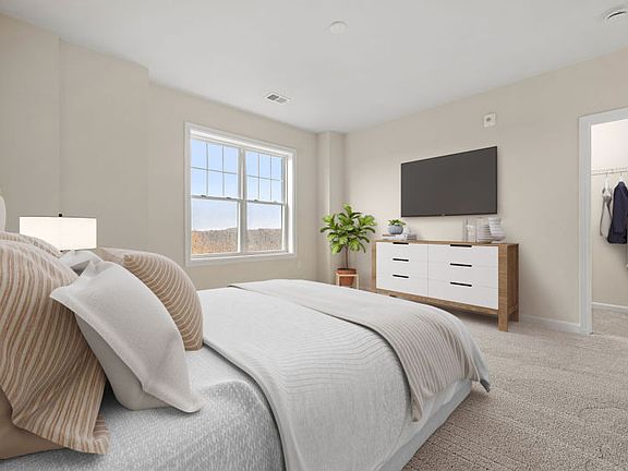 Luxurious Owner s Suite