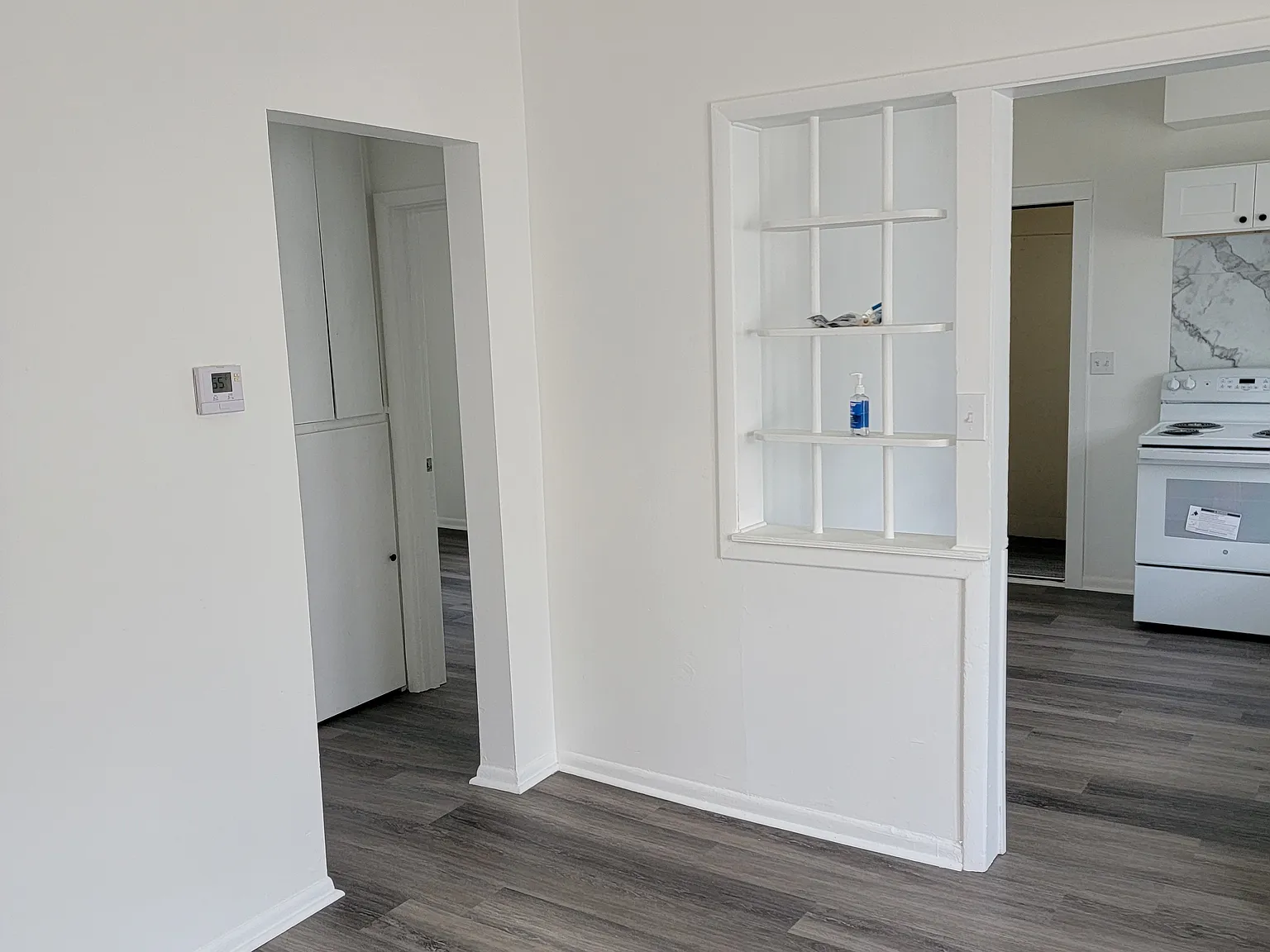 2 bed, 800 sqft, $1,025 — Photo 3