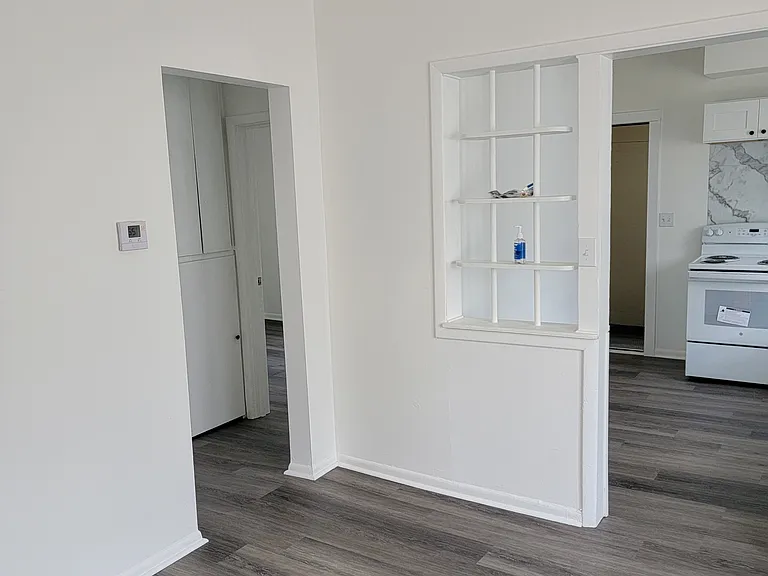 43 W Charlotte St #1 — Photo 3