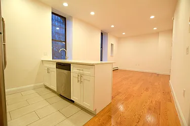 Rented by Uptown Flats LLC