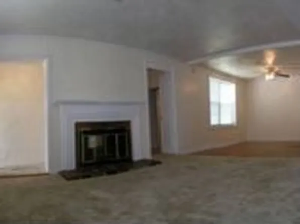 3669 S Court St, Montgomery, AL 36105
