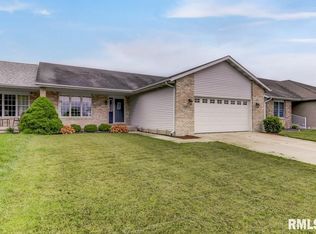 7113 Piper Glen Dr, Springfield, IL 62711