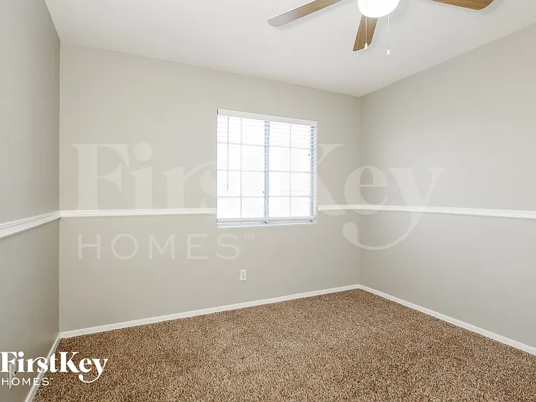 7570 W Comet Ave — Photo 15