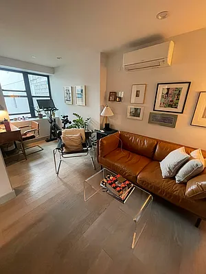 Rented by Delmark Realty LLC | media 24