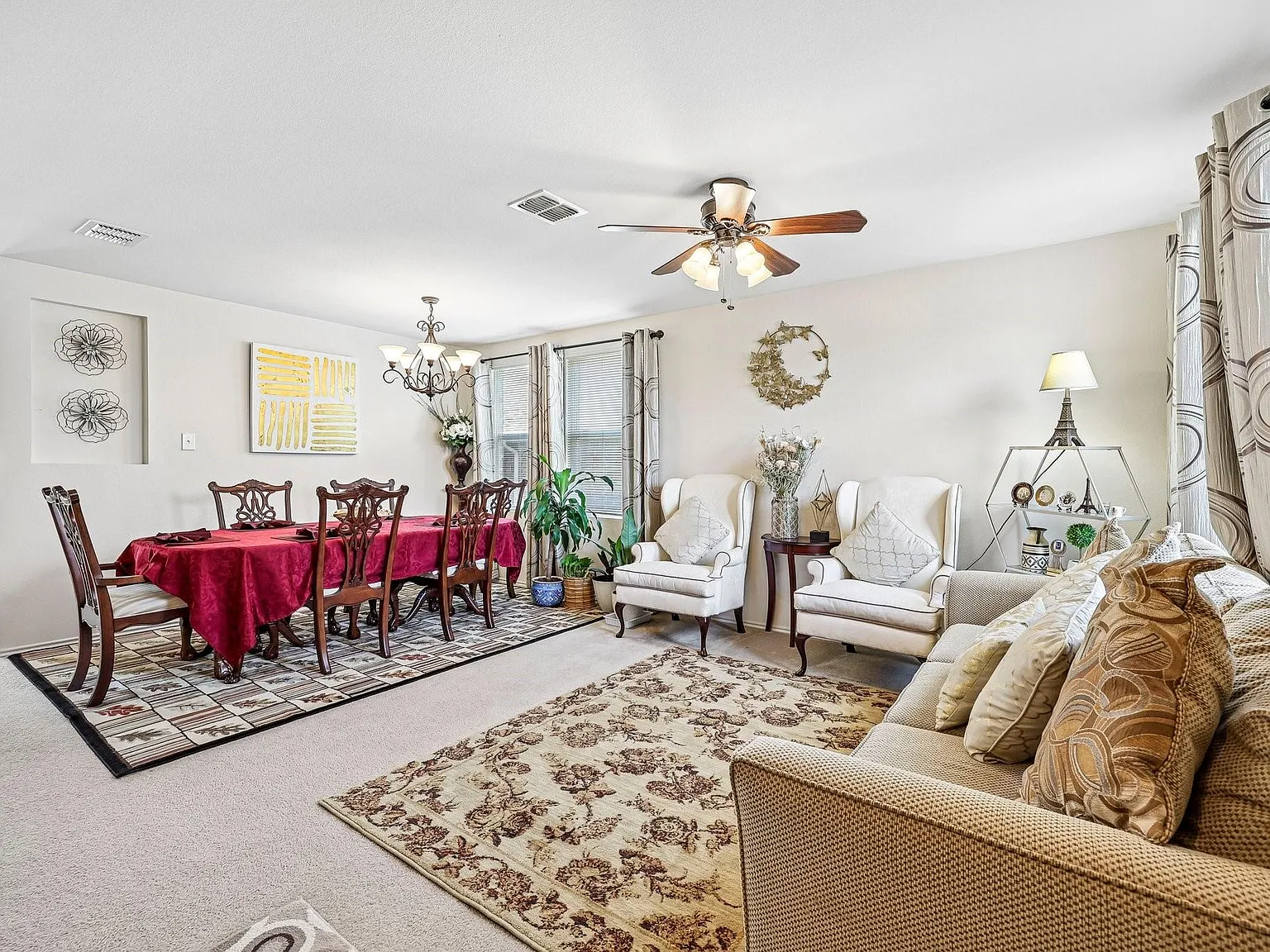 3 bed, 2.5 bath, 2354 sqft, $2,500 — Photo 4