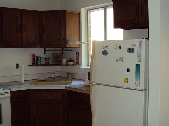 5th image of 158 Hudson Parkway #A