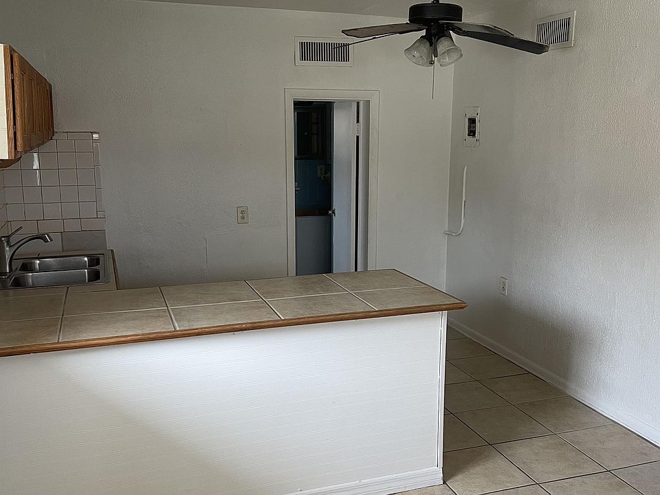 1st image of 637 S Atlantic Ave #13