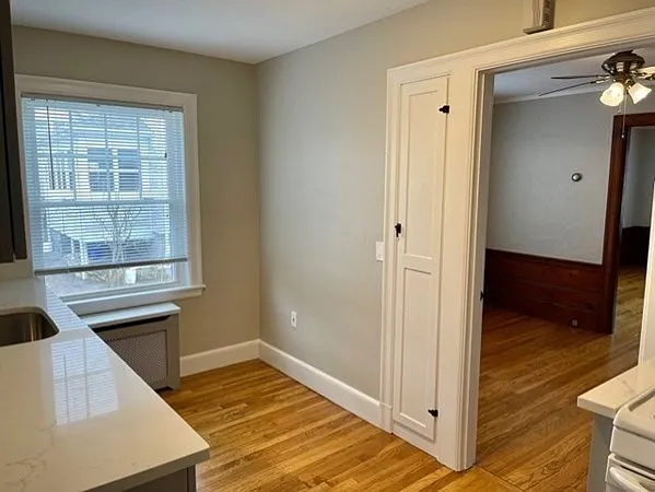 1 bed, 1.0 bath, 800 sqft, $1,950 — Photo 4