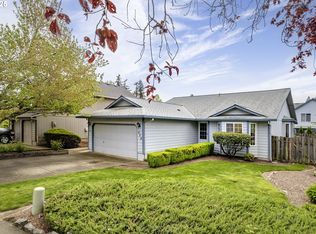 272 NE Lenox St, Hillsboro, OR 97124