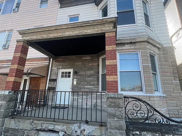 146 Hancock Ave #1 — Photo 17