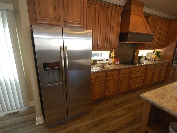 4th image of 11160 Washington Hwy #8