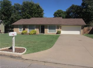 2805 River Ridge Cir, Fort Smith, AR 72903