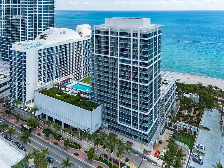 6799 Collins Ave #401 — Photo 9
