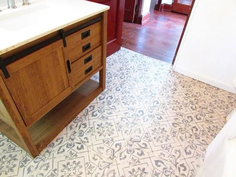 801 Quincy Ave #2 — Photo 18
