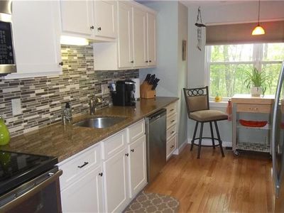 351 New London Ave Unit 201, Warwick, RI, 02886
