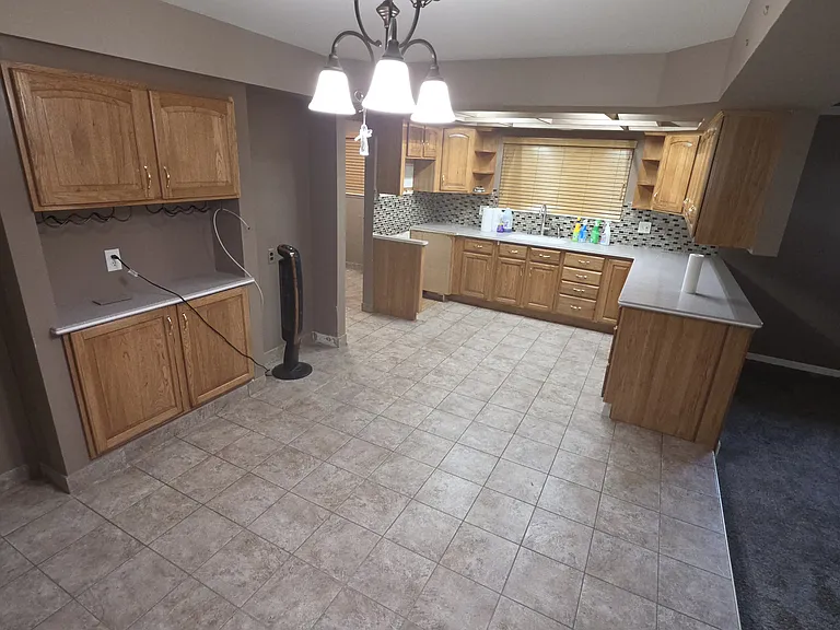 7794 S Royal Ct — Photo 3