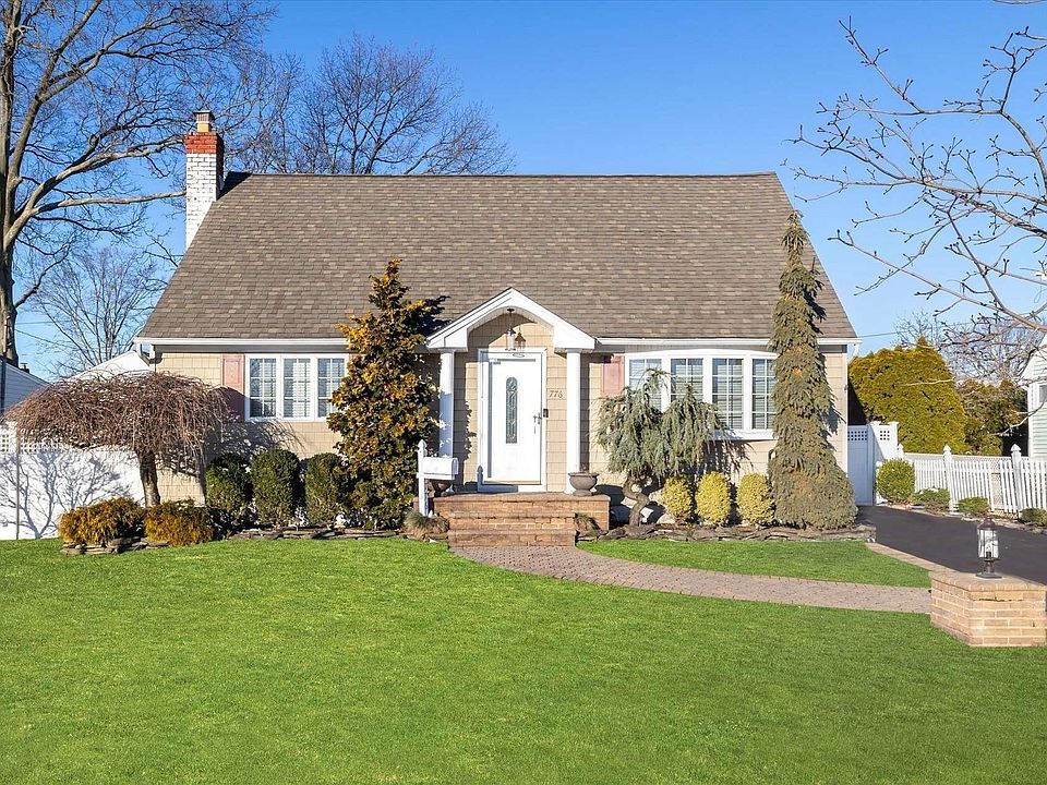 1st image of 776 Arlington Drive