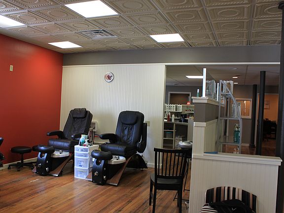setup pedicure area