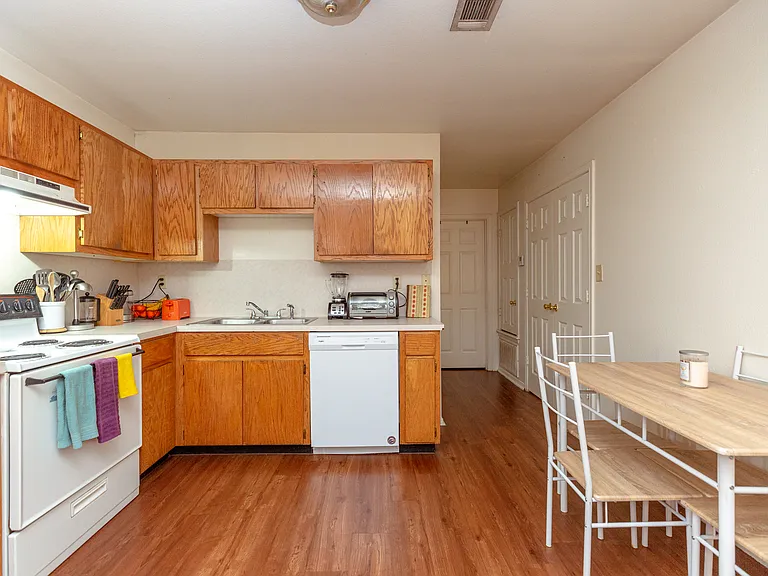 712 Peques St #1104 — Photo 4