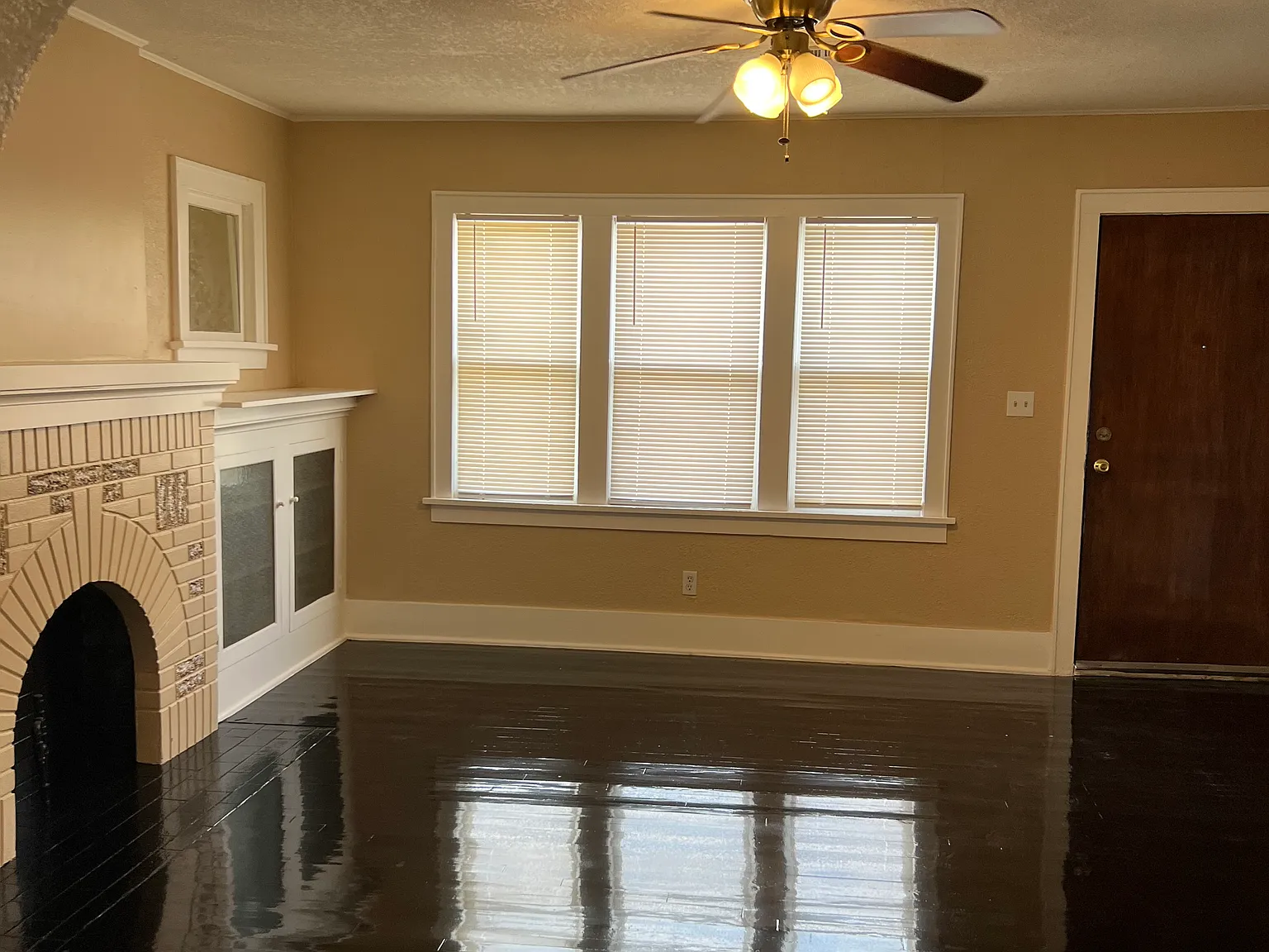 1718 NW 32nd Street — Photo 2