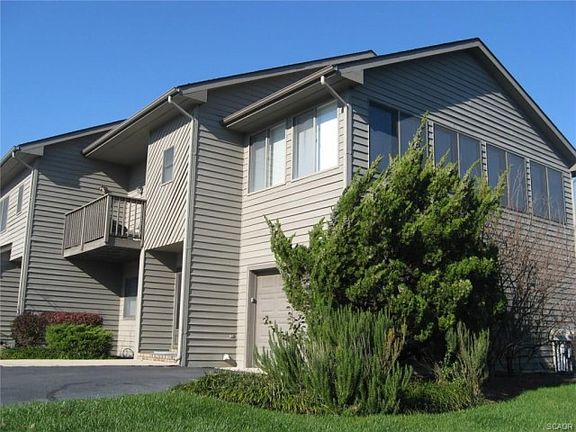 2nd image of 29385 Turnberry Dr Unit 4104
