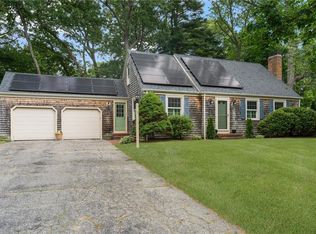 9 Candleberry Rd, Barrington, RI 02806