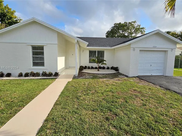 11224 SW 165th Ter, Miami, FL 33157