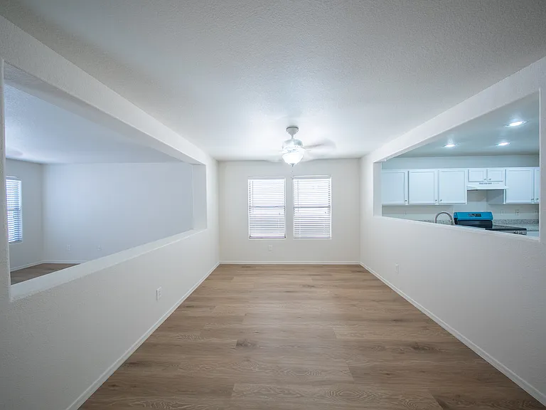 21160 E Avenida Del Valle — Photo 5