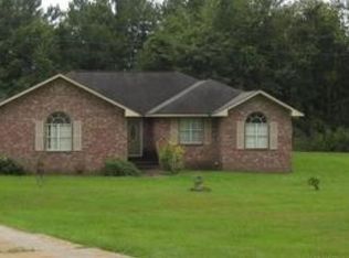 1438 New Hope Rd, Wiggins, MS 39577