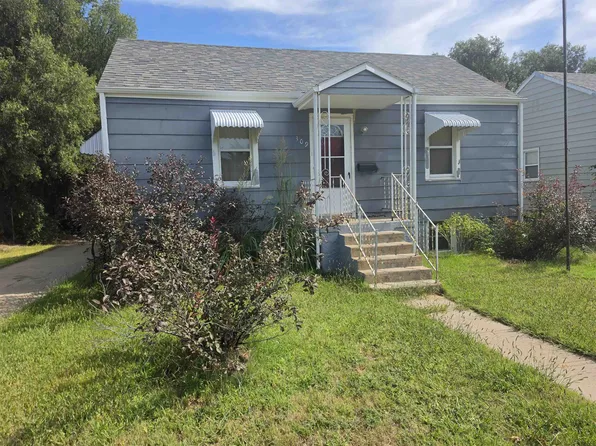 309 W 17th St, Hays, KS 67601