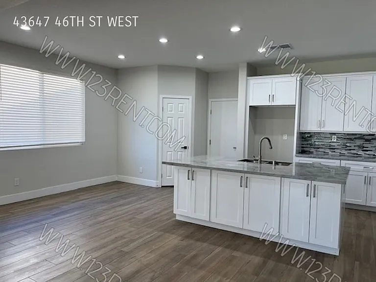 43647 46th St W — Photo 8
