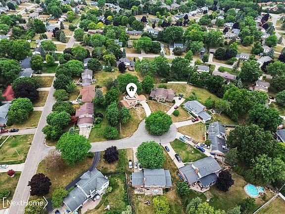 4th image of 12763 Grace Ct