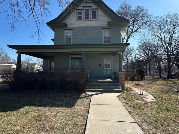 654 N Commercial Ave, Superior, NE 68978