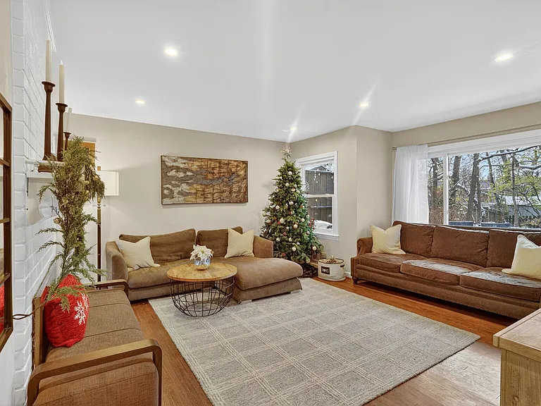 2802 Dawson Ave — Photo 6