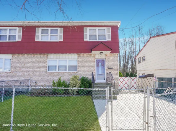 102 Melvin Ave, Staten Island, NY 10314