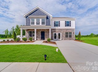 711 Mile Creek Rd, Edgemoor, SC 29712