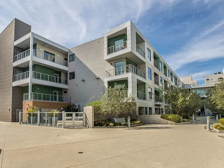11500 Tennessee Ave #320 — Photo 16