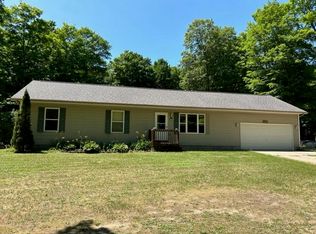 1106 Beacon Square Ln, Gaylord, MI 49735