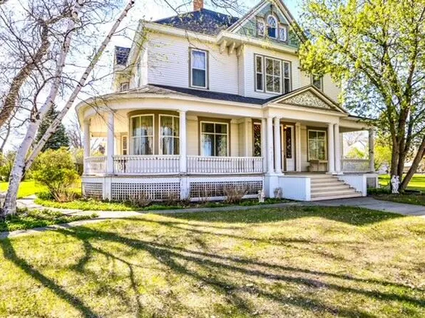 502 N 3rd St, Aberdeen, SD 57445