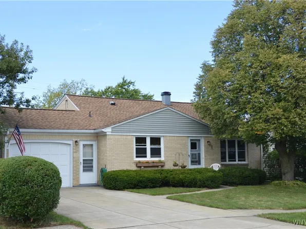 8 Bahama Ln, Cheektowaga, NY 14225