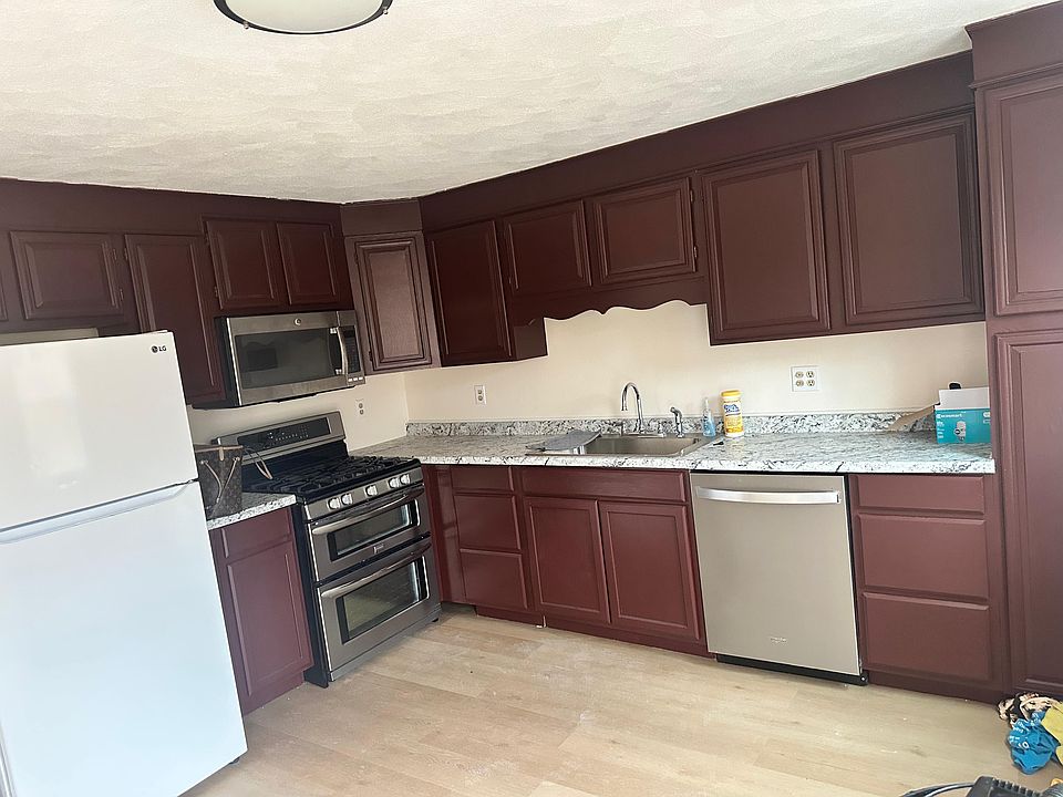1st image of 18 Tobin Ave