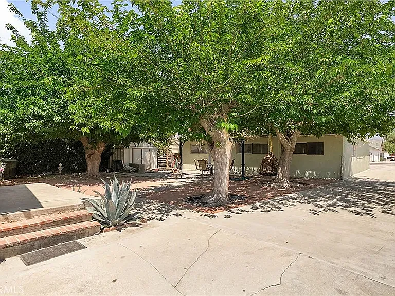 7516 Valaria Dr — Photo 12