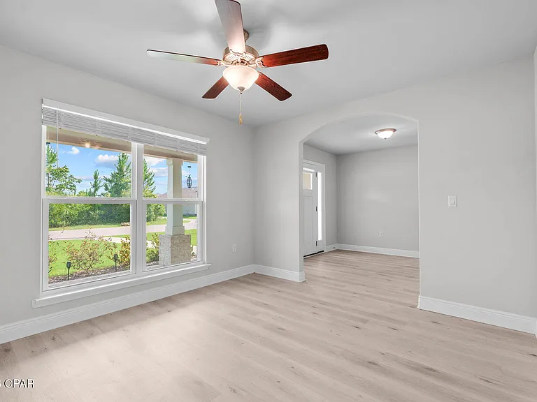 11701 Poston Rd — Photo 11