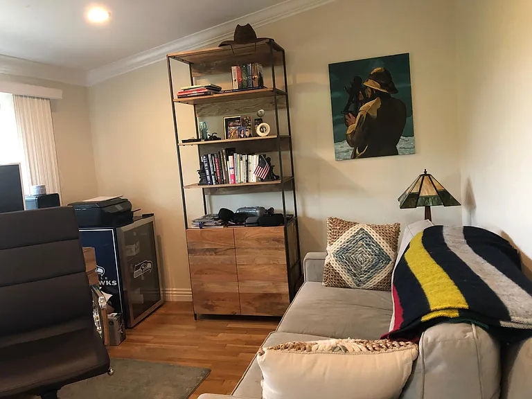 3rd bedroom (used as office in this example)