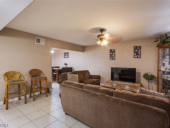 3rd image of 3532 Florrie Ave