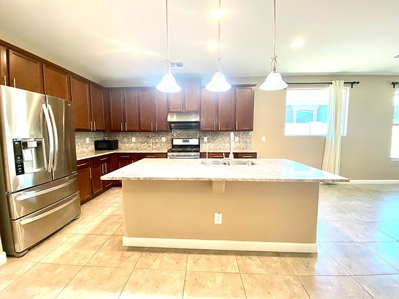 3rd image of 5007 S Bridal Vail Dr