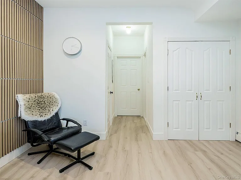 37 Dunwood Rd #B — Photo 23