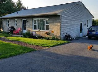 2293 N Colebrook Rd, Manheim, PA 17545