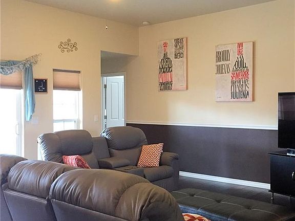 4th image of 6606 Cove Creek Dr