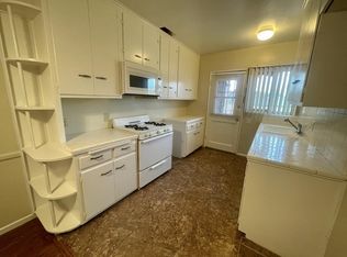4837 N Clybourn Ave #5, North Hollywood, CA 91601